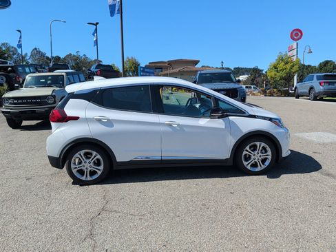 Used 2020 Chevrolet Bolt LT FWD image 10
