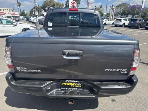 Used 2015 Toyota Tacoma PreRunner w/ TRD Sport Package RWD image 10