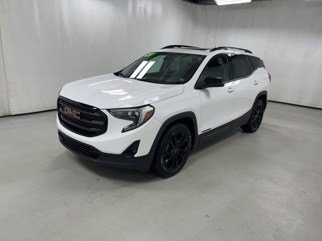 Used 2021 GMC Terrain SLT w/ Infotainment Package II AWD/4WD image 2
