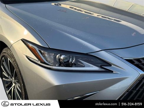 Certified 2023 Lexus ES 350 w/ Premium Package image 10