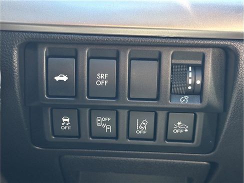 Used 2015 Subaru Legacy 2.5i Premium image 25