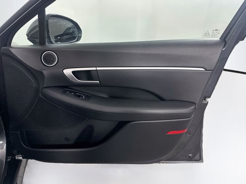 Used 2025 Hyundai Sonata SEL FWD image 31
