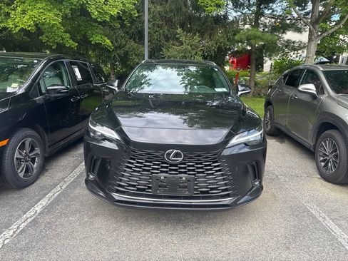 Used 2025 Lexus RX 350 Premium w/ Accessory Package AWD/4WD image 2