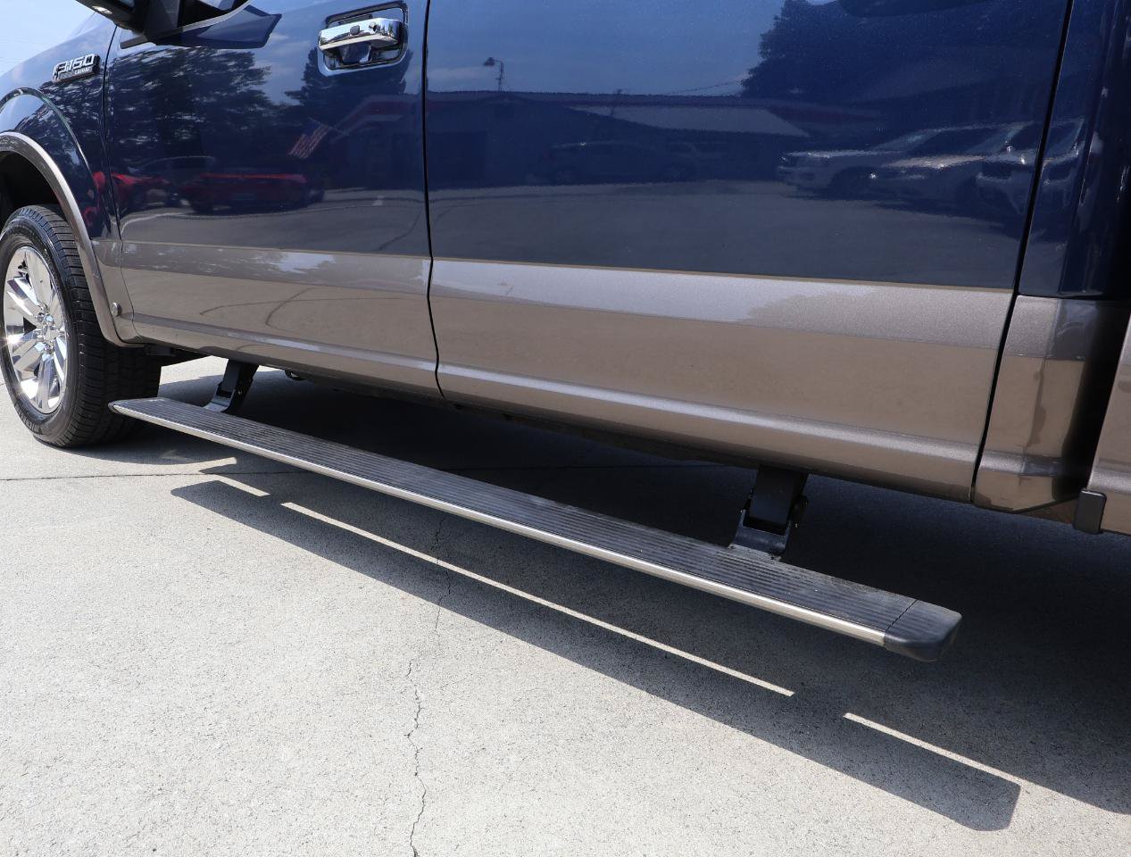 Used 2020 Ford F150 Lariat w/ Equipment Group 502A Luxury AWD/4WD image 35