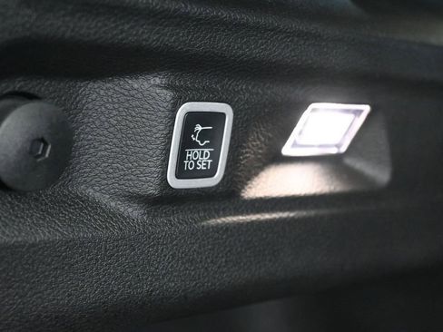 Used 2025 Jeep Grand Cherokee L Limited RWD image 39