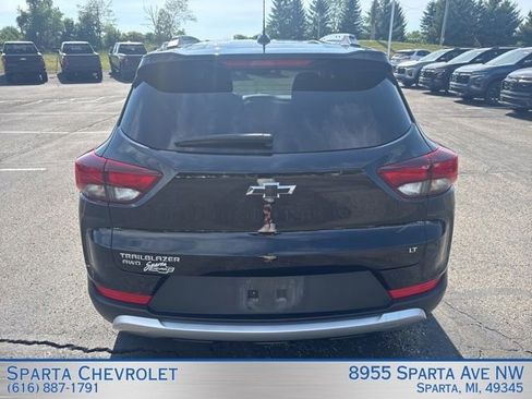 Used 2023 Chevrolet TrailBlazer LT w/ Convenience Package AWD/4WD image 5