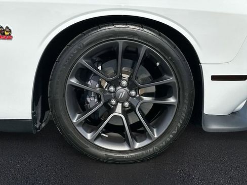 Used 2022 Dodge Challenger R/T Scat Pack w/ Driver Convenience Group image 31