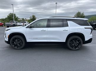 New 2026 Chevrolet Traverse RS w/ LPO, Floor Liner Package AWD/4WD video 4