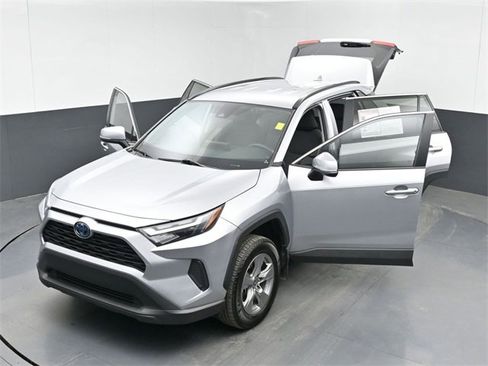 Used 2023 Toyota RAV4 XLE image 50