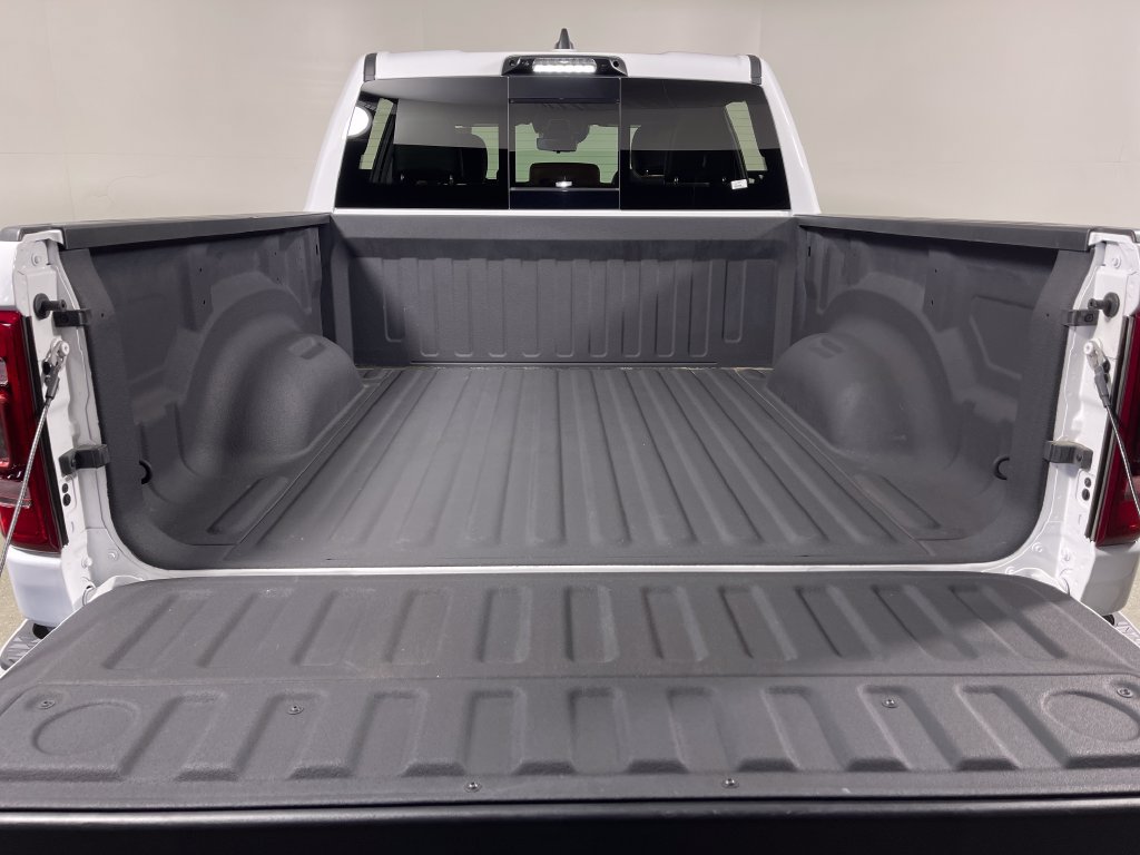 Used 2023 RAM 1500 Limited AWD/4WD image 10