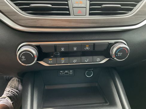 New 2026 Nissan Altima 2.5 SV FWD image 19