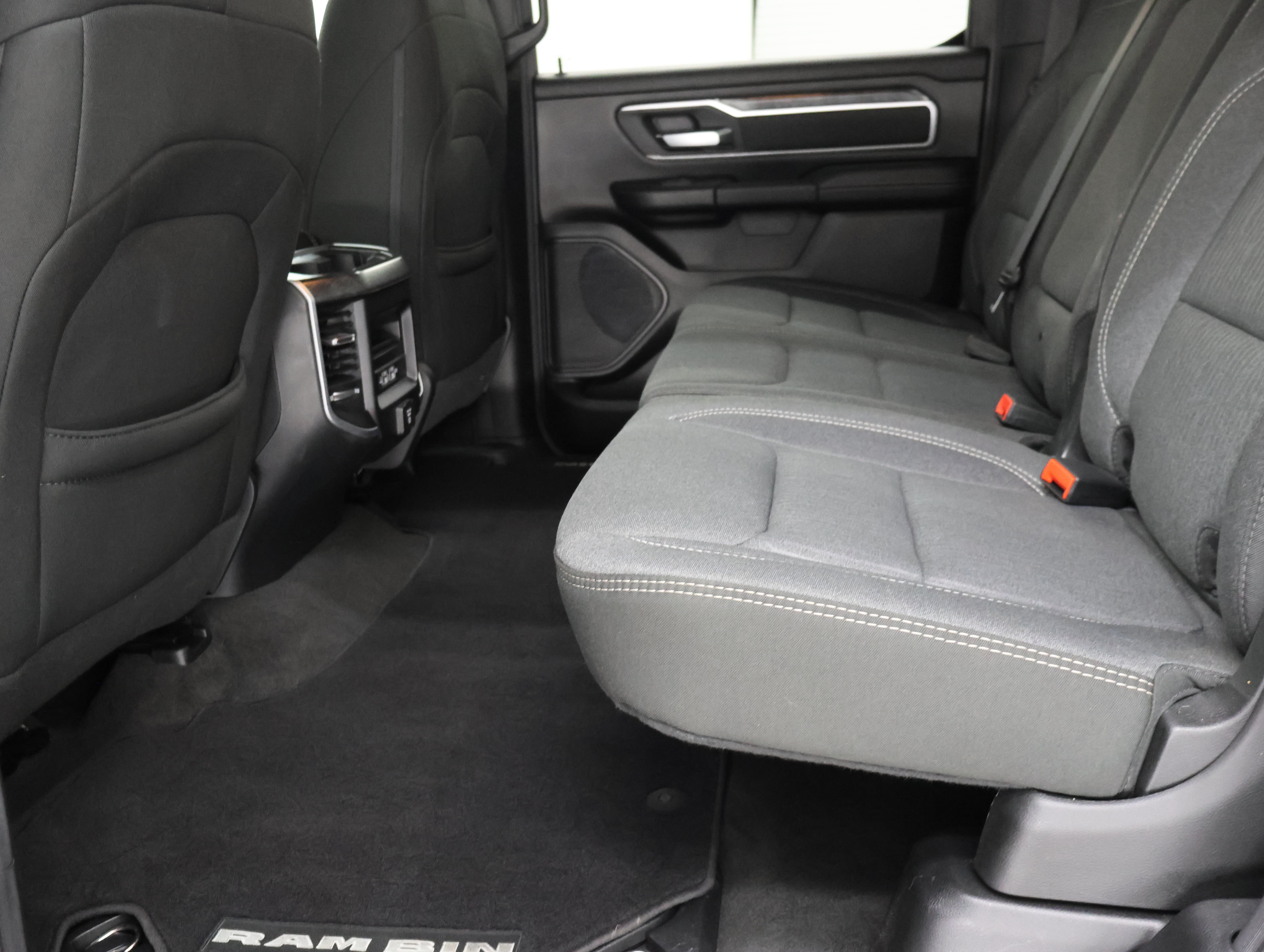 Used 2020 RAM 1500 Big Horn AWD/4WD image 32