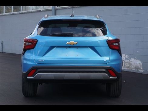 New 2026 Chevrolet Trax LT w/ Driver Confidence Package image 22