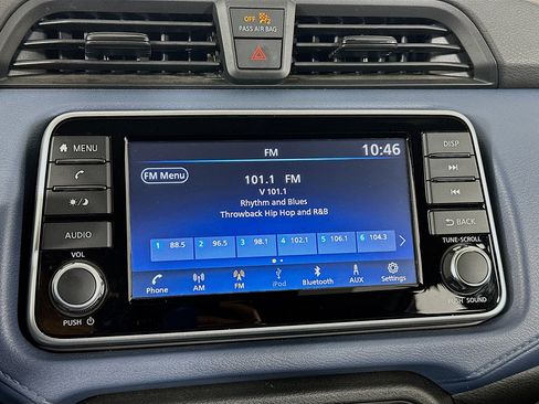 Used 2025 Nissan Versa SV FWD image 21