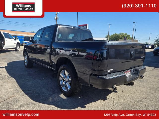 Used 2017 RAM 1500 Express w/ Black Ram 1500 Express Group AWD/4WD image 5