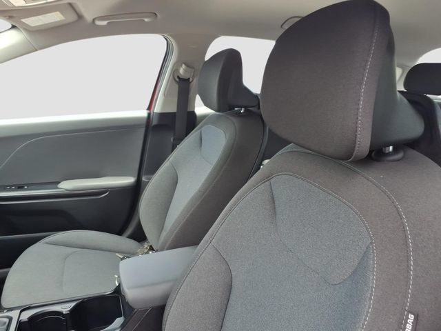 Used 2025 Kia K4 FWD image 17