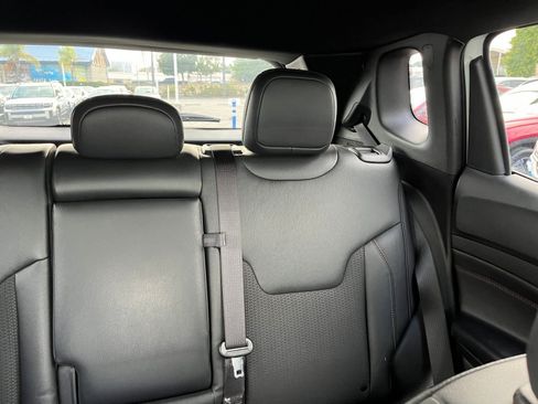 Used 2025 Jeep Compass Trailhawk w/ Trailer Tow Group image 37