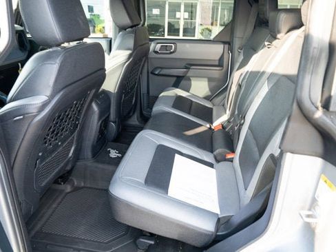 Used 2024 Ford Bronco Black Diamond image 27