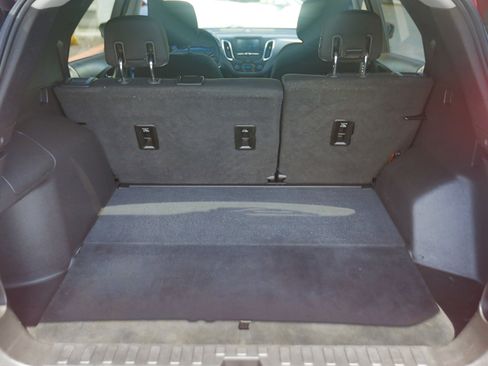 Used 2018 Chevrolet Equinox LT image 15