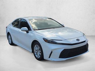 Used 2025 Toyota Camry LE FWD video 3