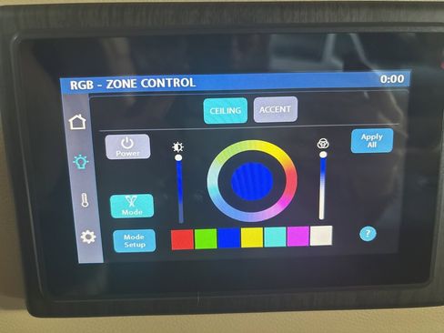 Used 2024 Mercedes-Benz Sprinter 3500 image 25