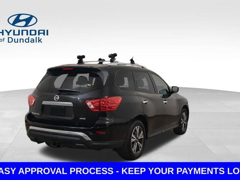 Used 2019 Nissan Pathfinder S AWD/4WD image 2