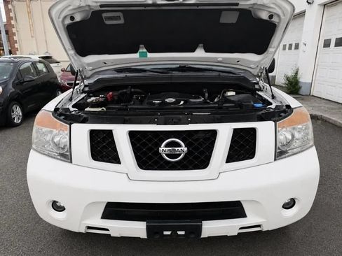 Used 2013 Nissan Armada SV AWD/4WD image 28