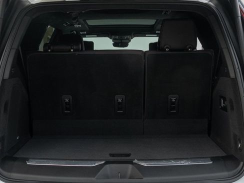 Used 2023 Cadillac Escalade V image 24