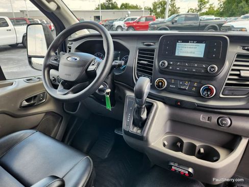 Used 2020 Ford Transit 350 XL image 44