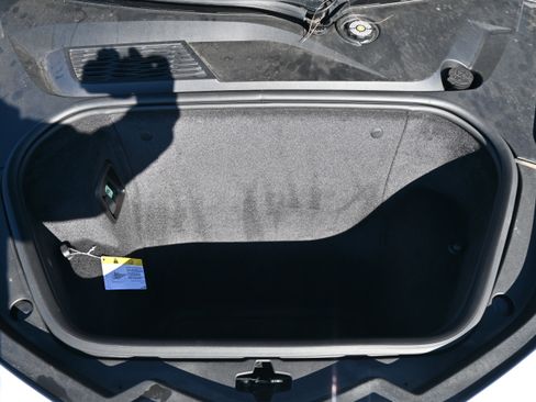 Used 2023 Chevrolet Corvette Stingray Coupe w/ Z51 Performance Package image 31