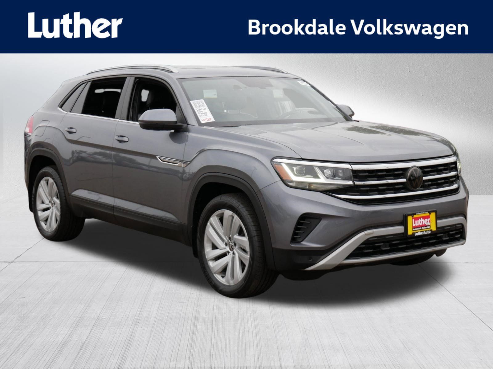 Certified 2021 Volkswagen Atlas Cross Sport SE AWD/4WD image 1