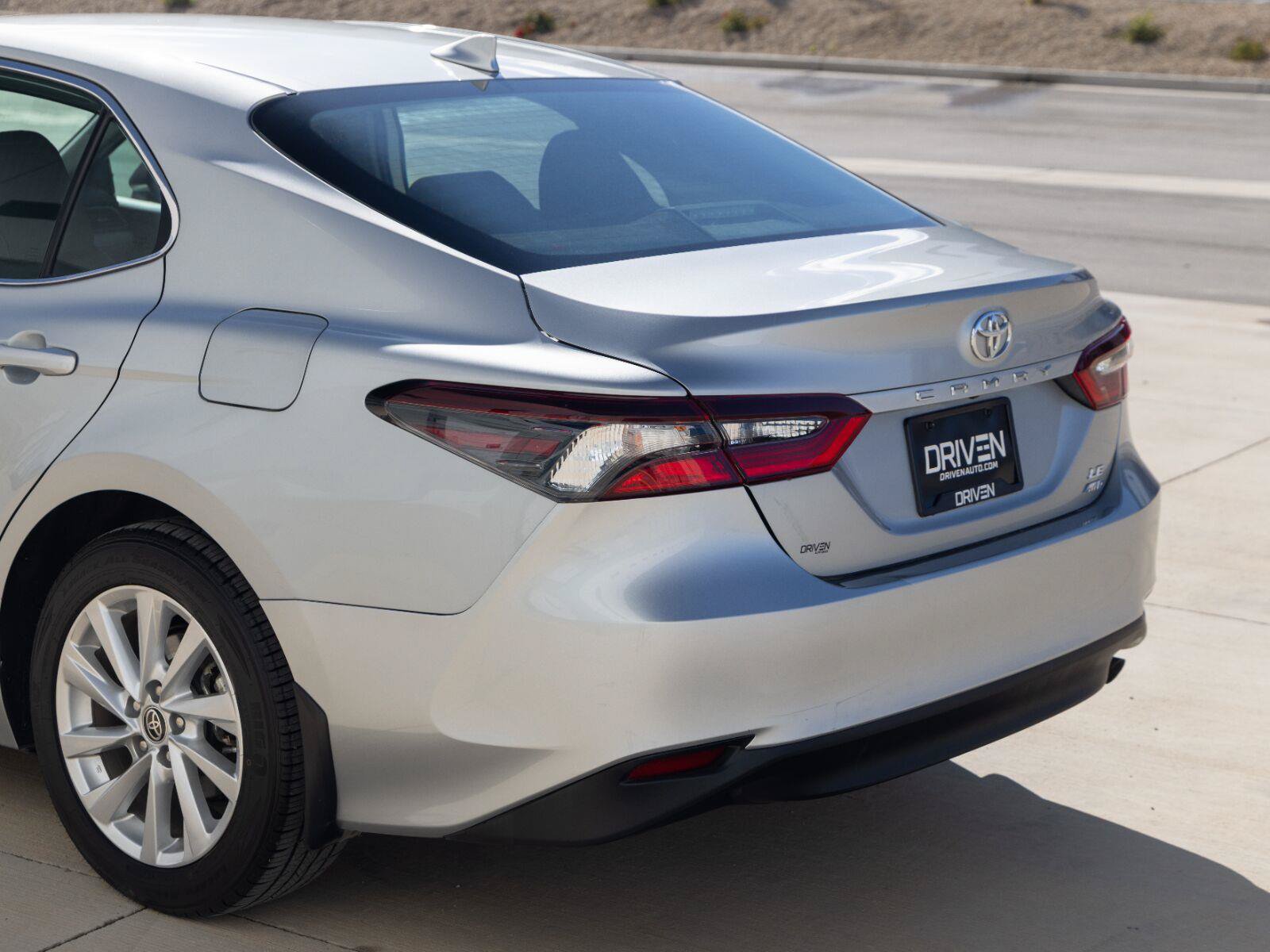 Used 2021 Toyota Camry LE w/ Cold Weather Package AWD/4WD image 17