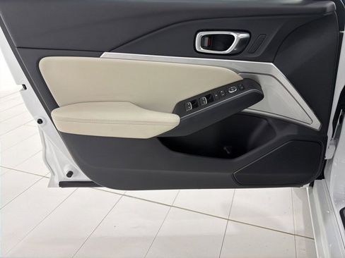 Certified 2025 Acura Integra A-Spec image 10