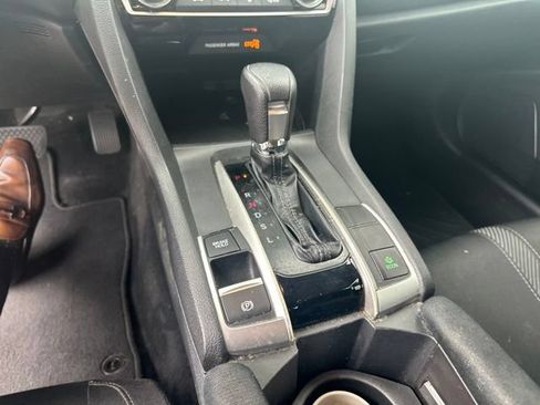 Used 2017 Honda Civic EX image 9