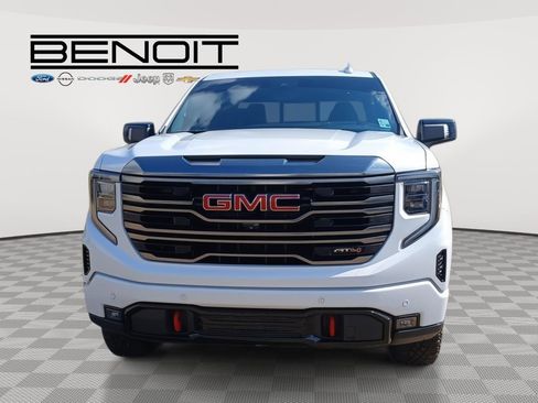 Used 2023 GMC Sierra 1500 AT4 w/ AT4 Premium Package image 2