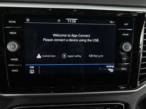 Certified 2022 Volkswagen Atlas SE w/ Black Wheel Package FWD image 24