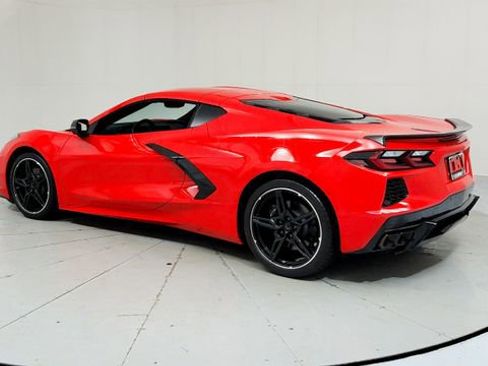 Certified 2024 Chevrolet Corvette Stingray Preferred Cpe w/ Stealth Interior Trim Package image 3