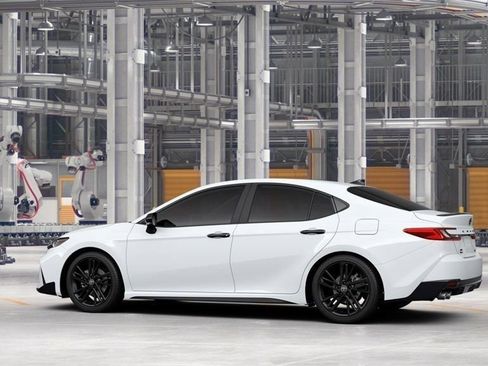 New 2026 Toyota Camry SE Nightshade image 5