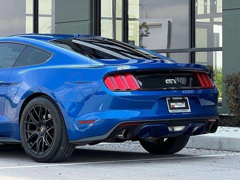 Used 2017 Ford Mustang GT Premium w/ GT Performance Package RWD image 26