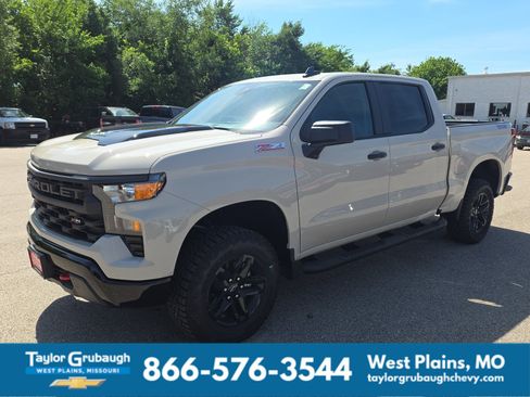 New 2026 Chevrolet Silverado 1500 Custom Trail Boss AWD/4WD image 4