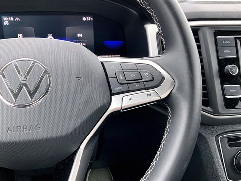 Used 2022 Volkswagen Atlas SE image 23