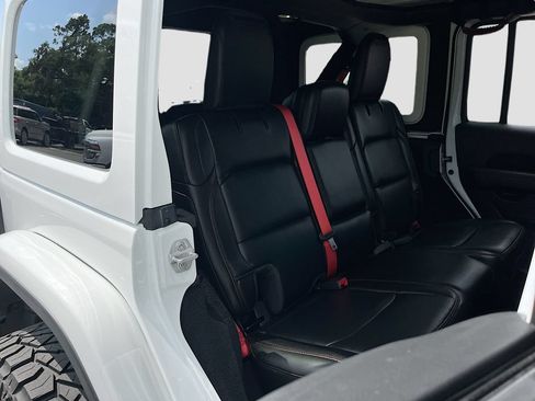 Used 2020 Jeep Wrangler Unlimited Rubicon w/ Quick Order Package 28Y Recon AWD/4WD image 26