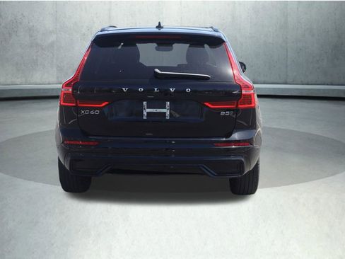 Used 2024 Volvo XC60 B5 Plus w/ Protection Package Premier AWD/4WD image 13