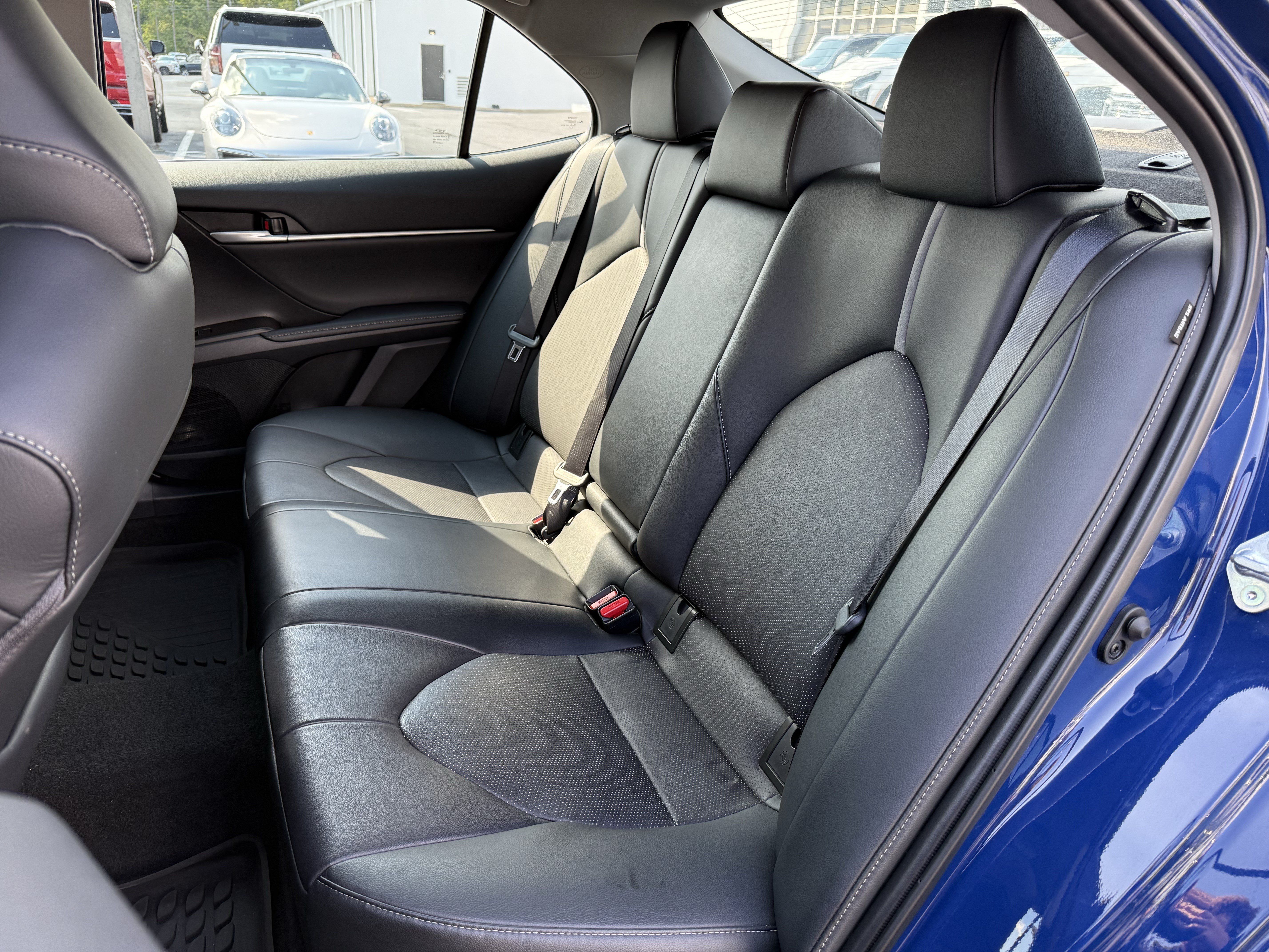 Used 2023 Toyota Camry XSE FWD image 32