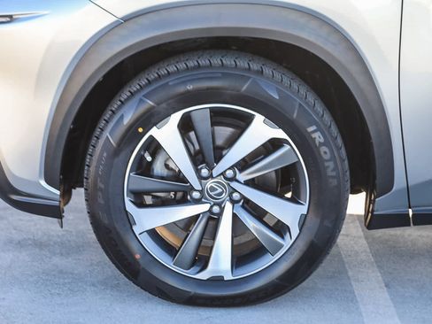 Used 2019 Lexus NX 300h AWD image 10