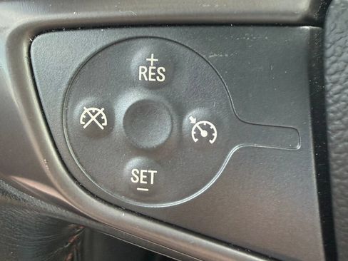 Used 2015 GMC Canyon SLE w/ All-Terrain Package AWD/4WD image 22