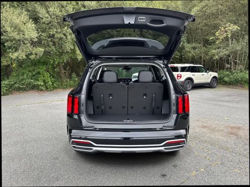 Used 2022 Kia Sorento SX image 39