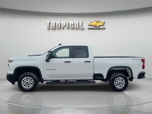 New 2026 Chevrolet Silverado 2500 W/T image 2