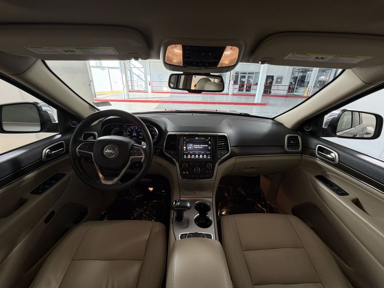 Used 2015 Jeep Grand Cherokee Limited AWD/4WD image 23