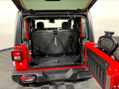 Used 2024 Jeep Wrangler Sport AWD/4WD image 37